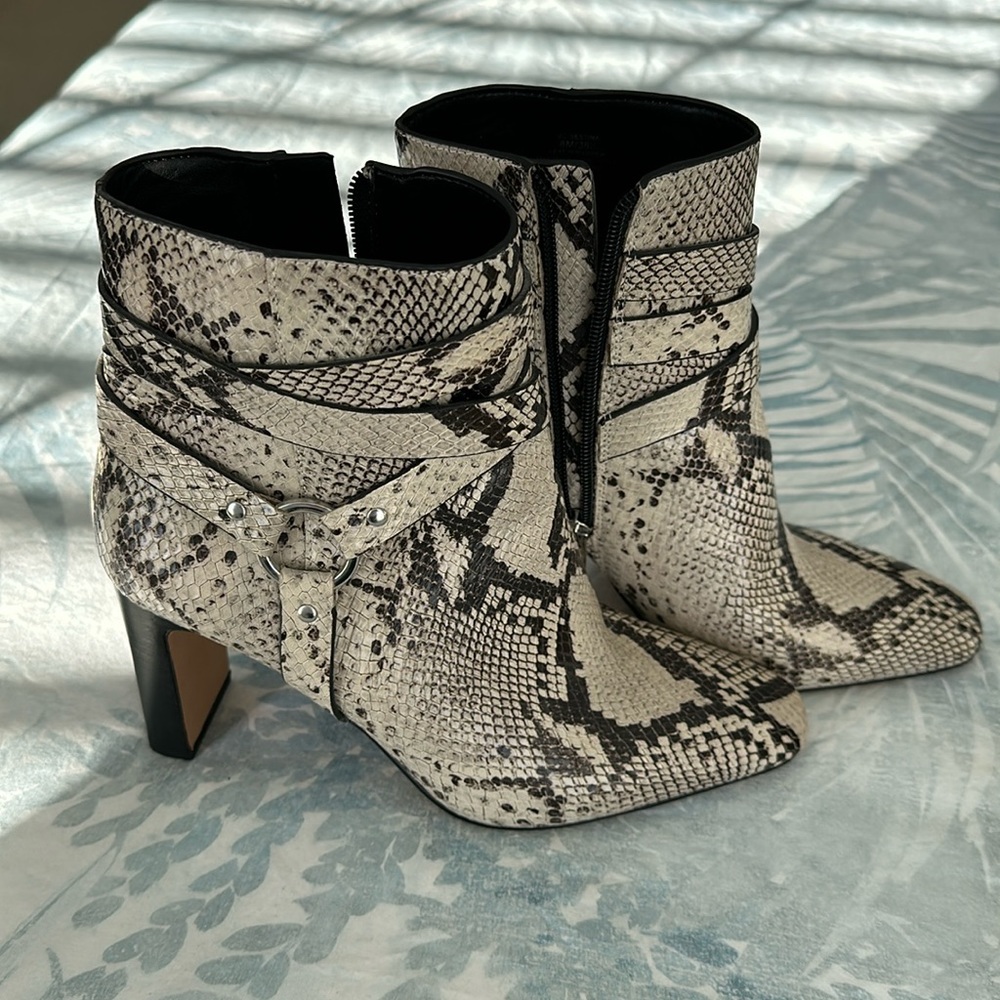 Vince Camuto snakeskin boots, ankle booties. Worn once.
